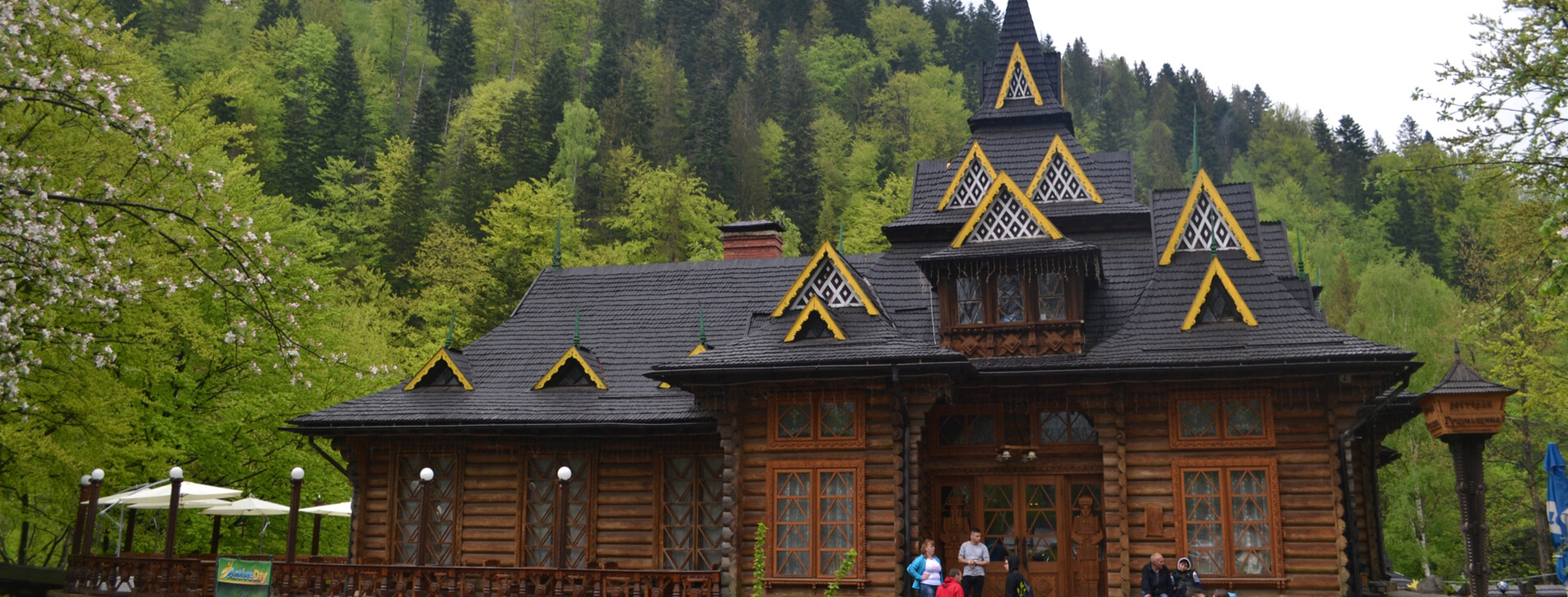Тур у Яремче та Буковель зі сходженням на Говерлу для компанії зі Львова - 10 Фото 10 - Тур у Яремче та Буковель зі сходженням на Говерлу для компанії
