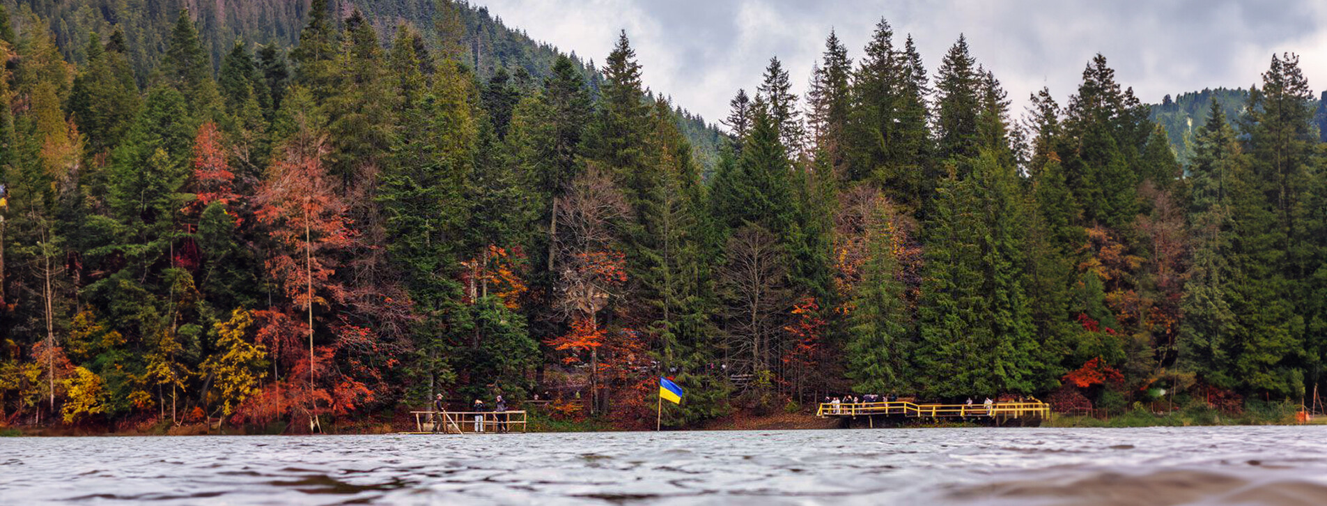 Экскурсия на озеро Синевир и водопад Шипот для компании из Львова - 5 Фото 5 - Экскурсия на озеро Синевир и водопад Шипот для 3 изо Львова