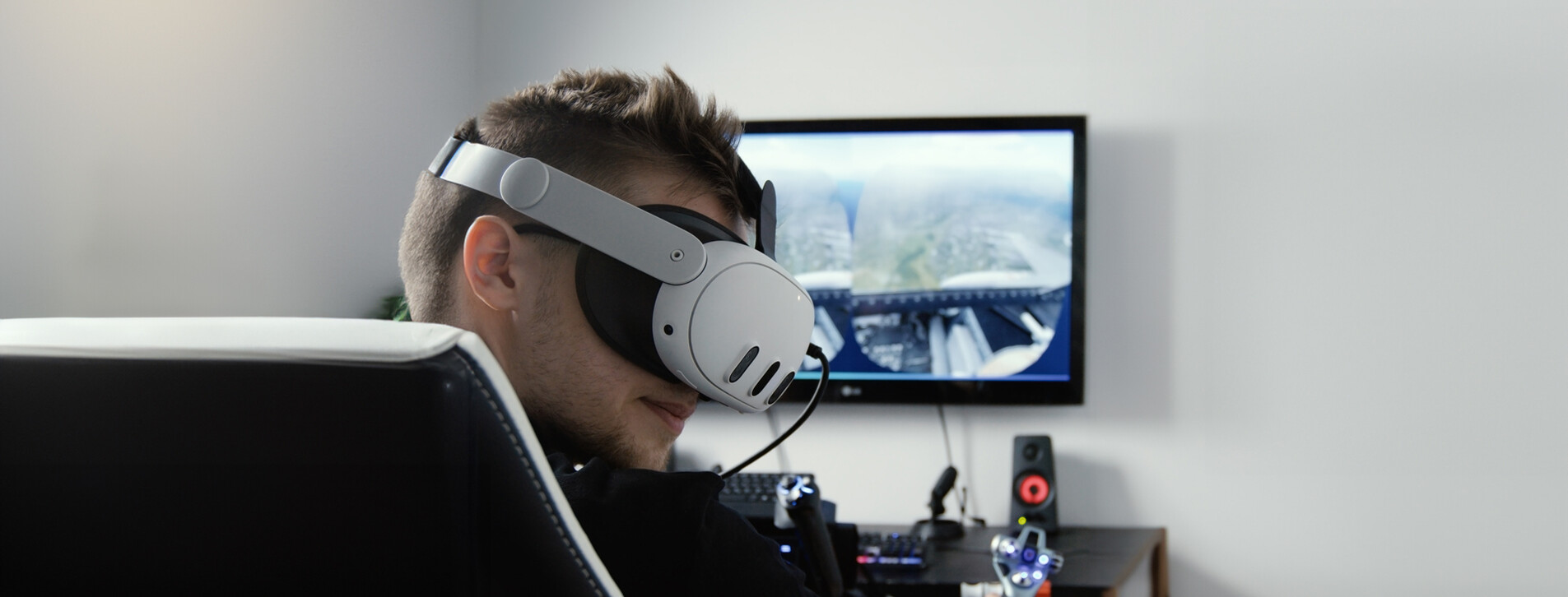 Авіасимулятор у VR-окулярах у Києві - 10 Фото 10 - Авіасимулятор у VR-окулярах