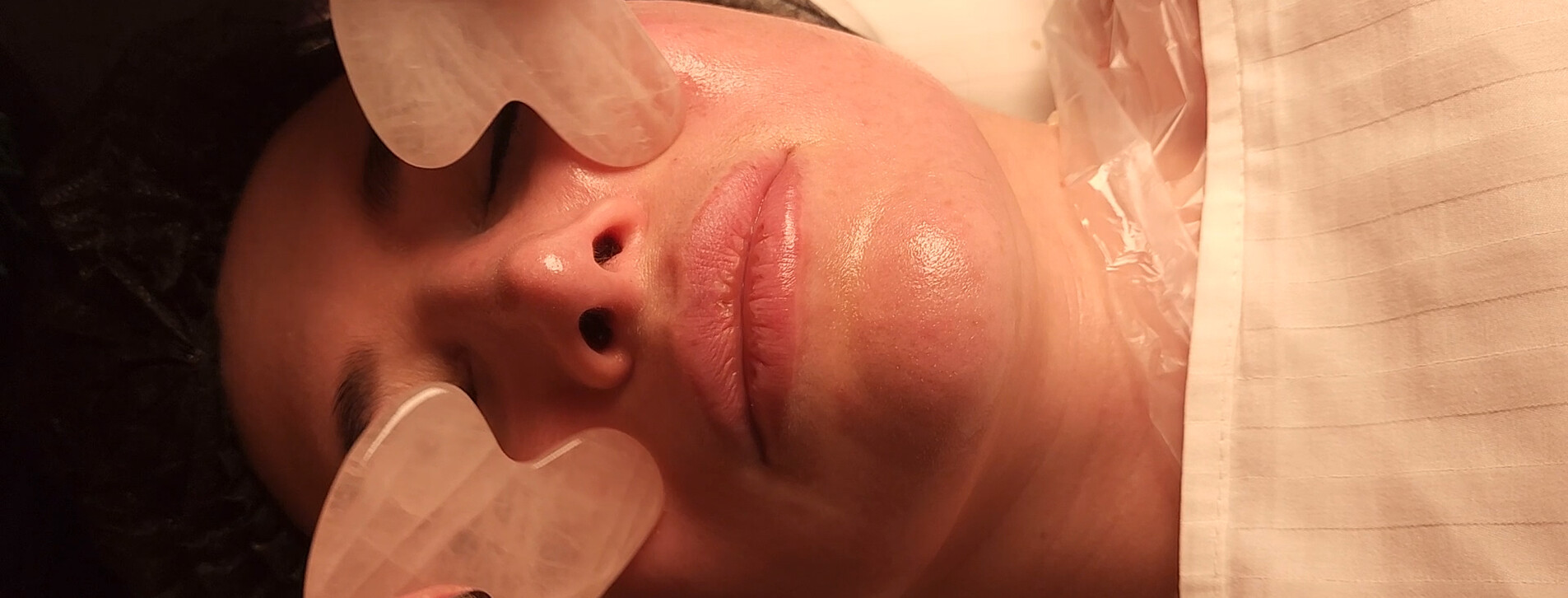 Курс масажу обличчя гуа-ша в Одесі - 13 Фото 13 - Курс масажу обличчя гуа-ша