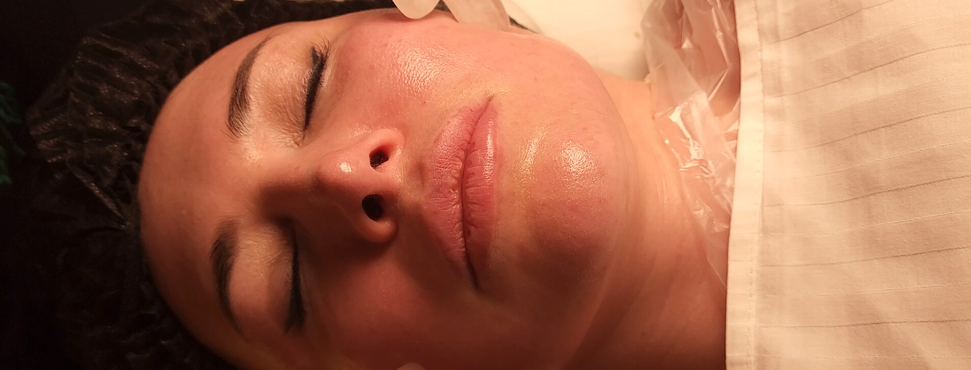 Курс масажу обличчя гуа-ша в Одесі - 14 Фото 14 - Курс масажу обличчя гуа-ша