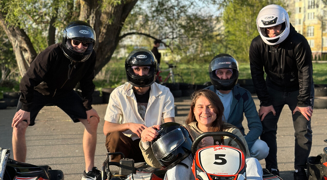 Картинг-центр Black Racing - 6 Фото 6 - Картинг-центр Black Racing