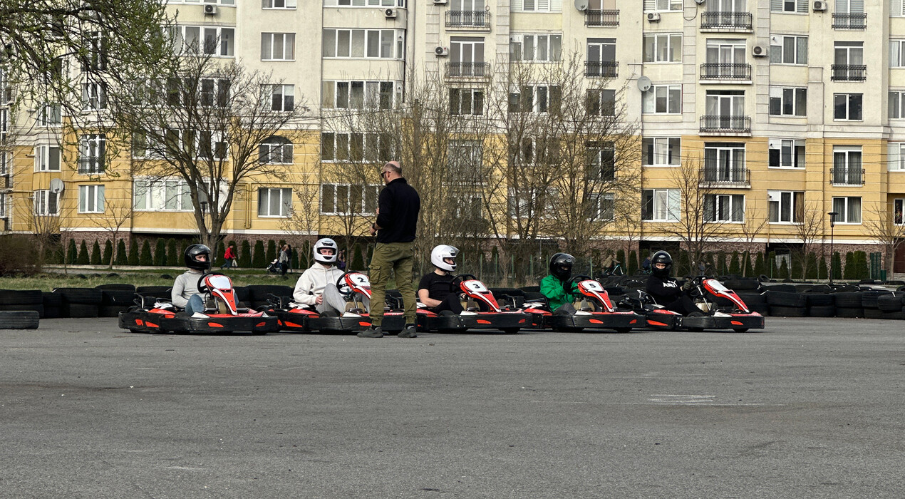 Картинг-центр Black Racing - 5 Фото 5 - Картинг-центр Black Racing