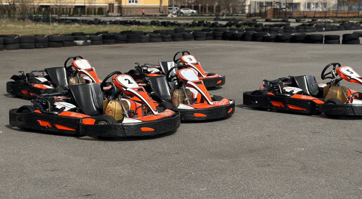 Картинг-центр Black Racing - 1 Фото 1 - Картинг-центр Black Racing