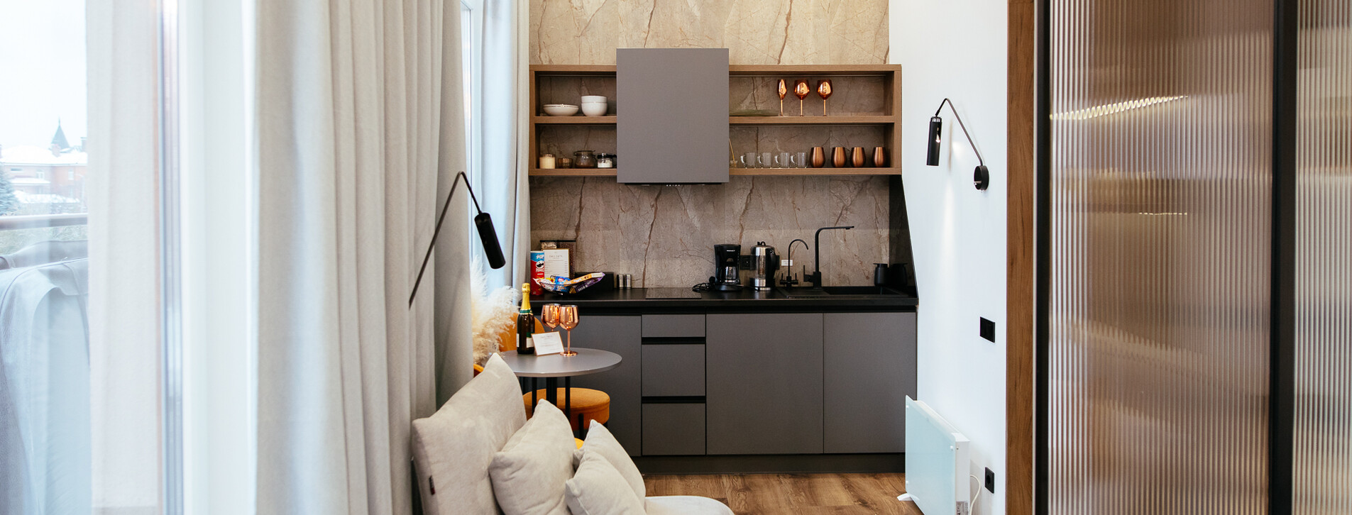 Вікенд у пентхаусі з джакузі для двох у Києві - 9 Фото 9 - Вікенд у пентхаусі з джакузі для двох