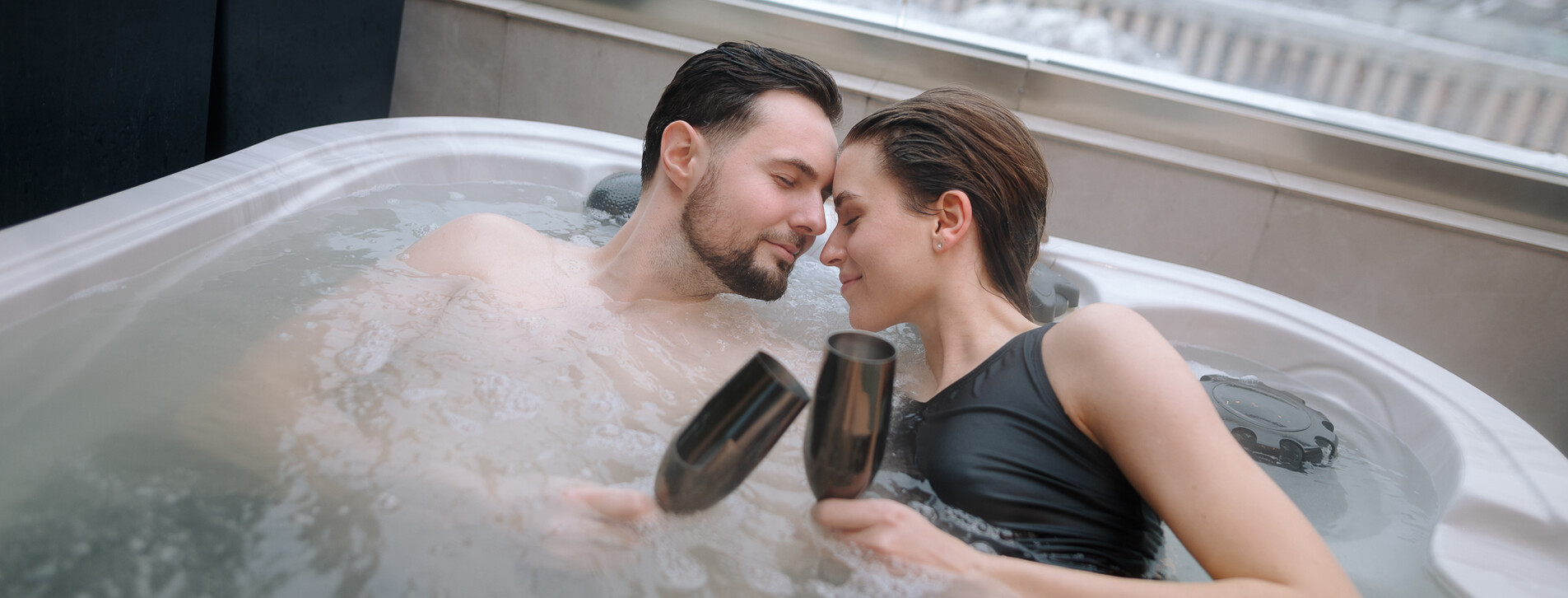 Вікенд у пентхаусі з джакузі для двох у Києві - 16 Фото 16 - Вікенд у пентхаусі з джакузі для двох