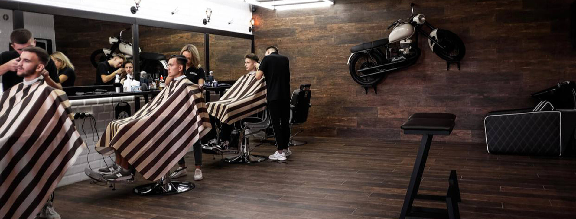 Стрижка для папы и сына в Тернополе - 14 Фото 14 - Стрижка для папы и сына