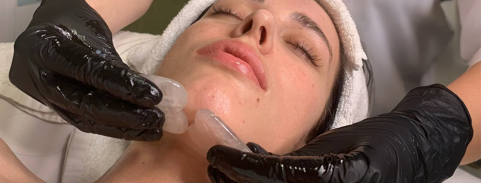 Курс масажу обличчя гуа-ша в Одесі - 2 Фото 2 - Курс масажу обличчя гуа-ша